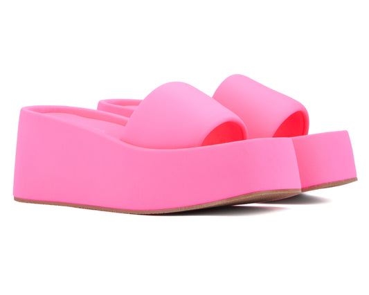 Women's Uproar Wedge Sandal